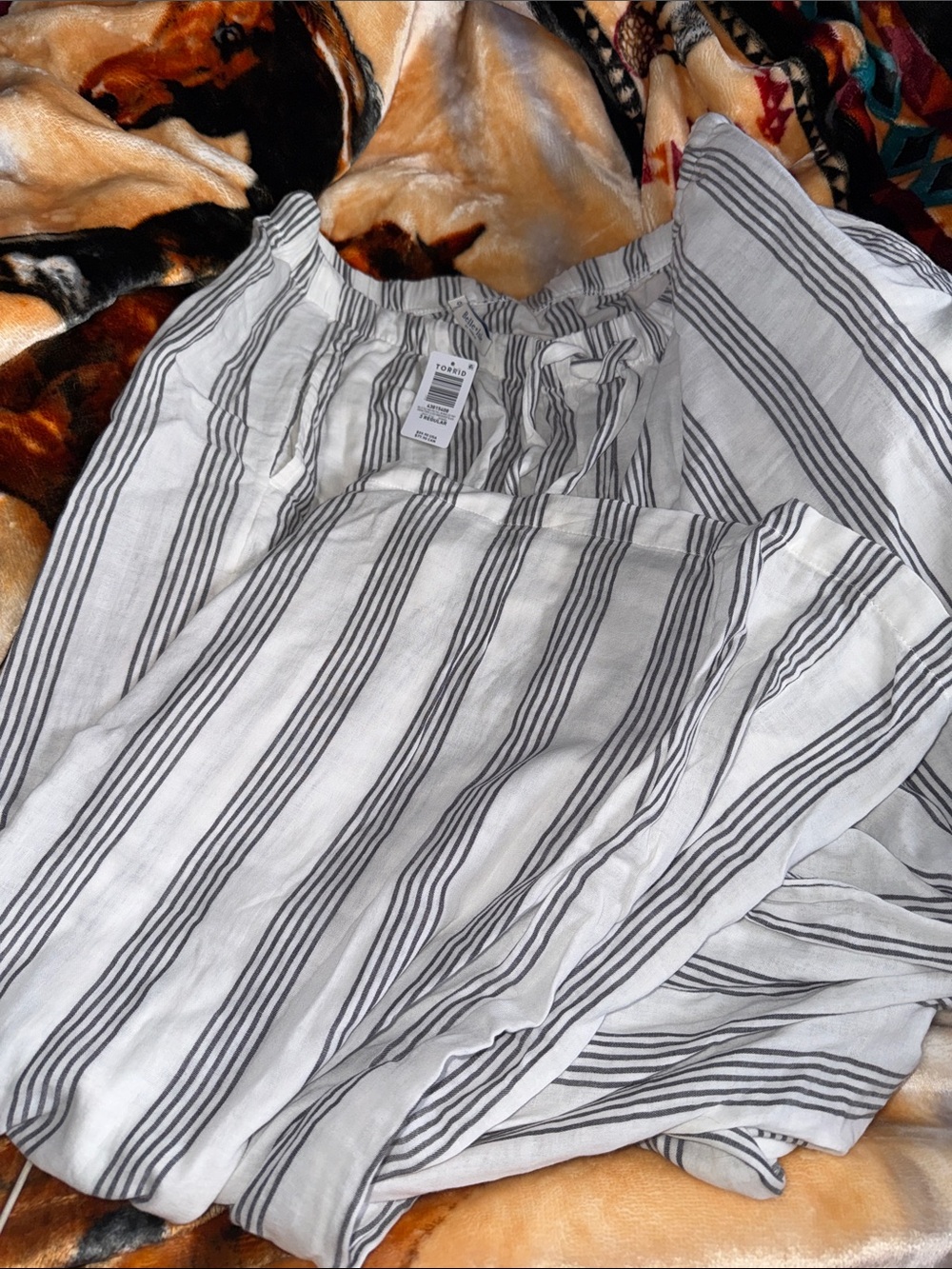 torrid White pants with Black Pinstripes
